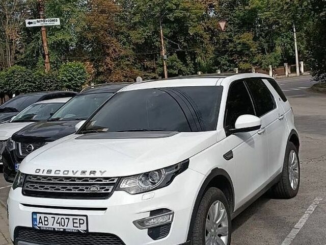 Белый Ленд Ровер Discovery Sport, объемом двигателя 2 л и пробегом 148 тыс. км за 19000 $, фото 1 на Automoto.ua