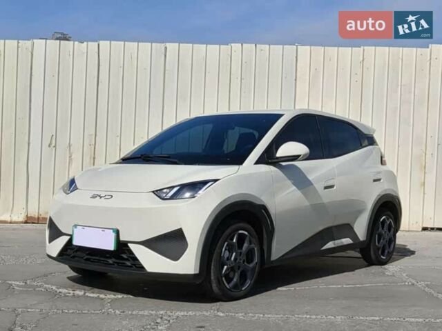 Білий Ленд Ровер Discovery Sport, об'ємом двигуна 2 л та пробігом 189 тис. км за 14950 $, фото 1 на Automoto.ua