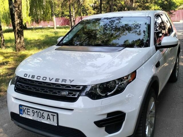 Белый Ленд Ровер Discovery Sport, объемом двигателя 2 л и пробегом 125 тыс. км за 18000 $, фото 1 на Automoto.ua