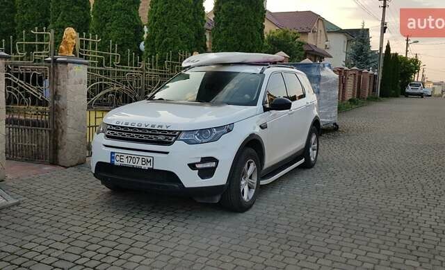 Белый Ленд Ровер Discovery Sport, объемом двигателя 2.2 л и пробегом 210 тыс. км за 24000 $, фото 1 на Automoto.ua