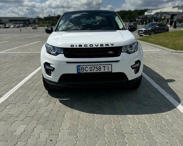 Белый Ленд Ровер Discovery Sport, объемом двигателя 2 л и пробегом 115 тыс. км за 19900 $, фото 1 на Automoto.ua