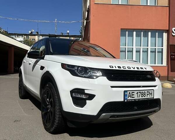 Білий Ленд Ровер Discovery Sport, об'ємом двигуна 2 л та пробігом 202 тис. км за 17000 $, фото 1 на Automoto.ua