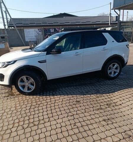 Белый Ленд Ровер Discovery Sport, объемом двигателя 2 л и пробегом 185 тыс. км за 16600 $, фото 1 на Automoto.ua