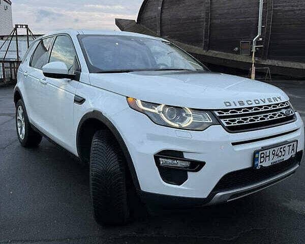 Белый Ленд Ровер Discovery Sport, объемом двигателя 2 л и пробегом 114 тыс. км за 16200 $, фото 1 на Automoto.ua