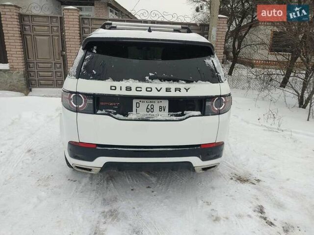 Белый Ленд Ровер Discovery Sport, объемом двигателя 2 л и пробегом 136 тыс. км за 16999 $, фото 1 на Automoto.ua