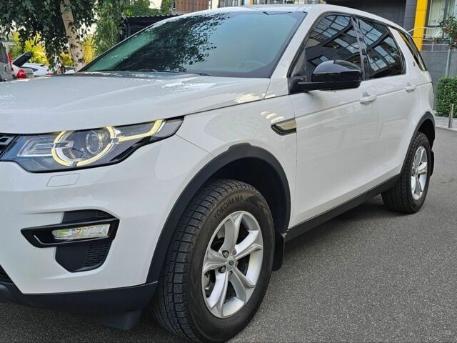 Білий Ленд Ровер Discovery Sport, об'ємом двигуна 2 л та пробігом 102 тис. км за 19900 $, фото 1 на Automoto.ua