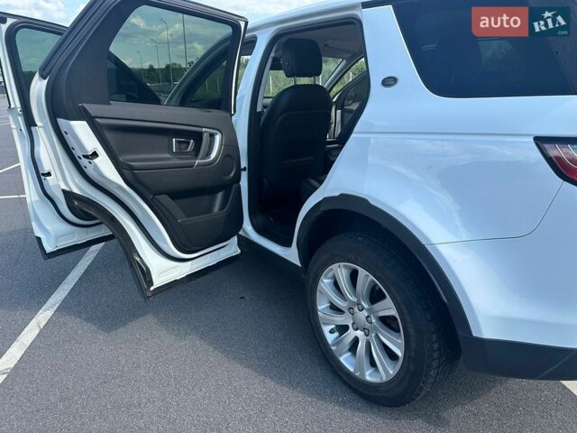 Білий Ленд Ровер Discovery Sport, об'ємом двигуна 2 л та пробігом 234 тис. км за 18200 $, фото 1 на Automoto.ua
