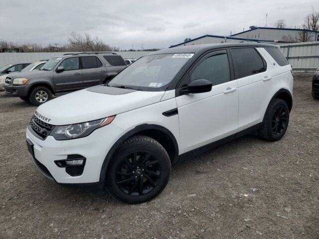 Белый Ленд Ровер Discovery Sport, объемом двигателя 2 л и пробегом 116 тыс. км за 17750 $, фото 1 на Automoto.ua