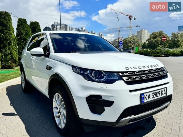 Белый Ленд Ровер Discovery Sport, объемом двигателя 2 л и пробегом 74 тыс. км за 22900 $, фото 1 на Automoto.ua