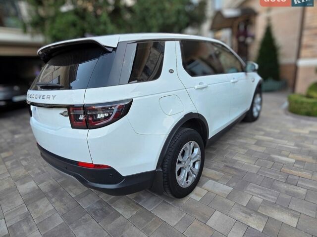 Белый Ленд Ровер Discovery Sport, объемом двигателя 2 л и пробегом 107 тыс. км за 24400 $, фото 1 на Automoto.ua