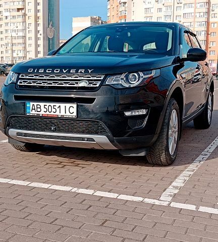 Черный Ленд Ровер Discovery Sport, объемом двигателя 2 л и пробегом 156 тыс. км за 25000 $, фото 1 на Automoto.ua