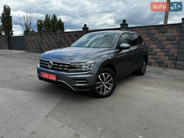 Чорний Ленд Ровер Discovery Sport, об'ємом двигуна 2 л та пробігом 142 тис. км за 14700 $, фото 1 на Automoto.ua