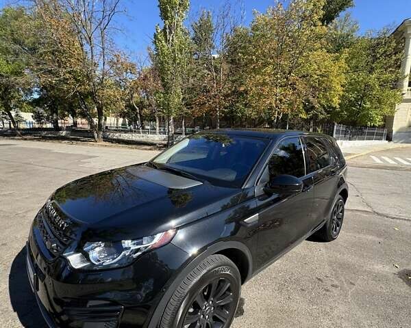 Черный Ленд Ровер Discovery Sport, объемом двигателя 2 л и пробегом 125 тыс. км за 20000 $, фото 1 на Automoto.ua