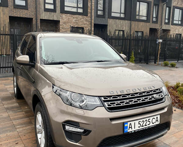 Коричневый Ленд Ровер Discovery Sport, объемом двигателя 2 л и пробегом 108 тыс. км за 29900 $, фото 1 на Automoto.ua