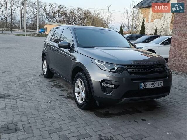 Серый Ленд Ровер Discovery Sport, объемом двигателя 2.2 л и пробегом 220 тыс. км за 17600 $, фото 1 на Automoto.ua