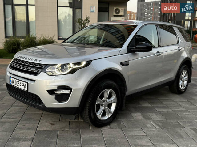 Серый Ленд Ровер Discovery Sport, объемом двигателя 2 л и пробегом 96 тыс. км за 19900 $, фото 1 на Automoto.ua