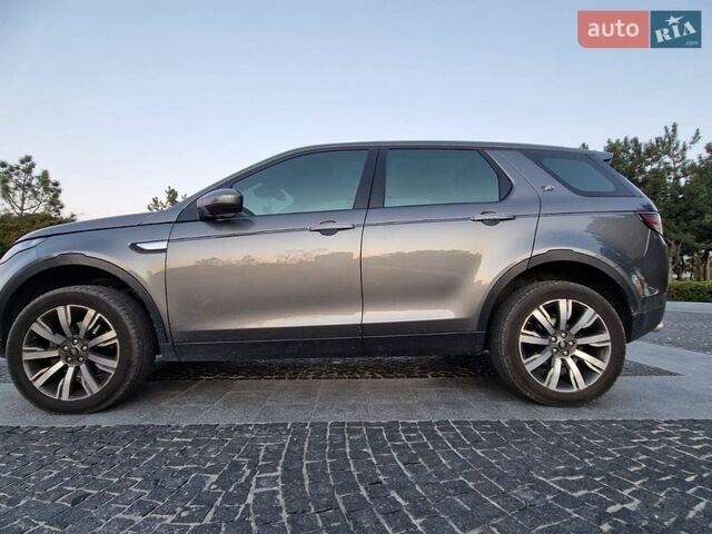 Серый Ленд Ровер Discovery Sport, объемом двигателя 2 л и пробегом 187 тыс. км за 18800 $, фото 1 на Automoto.ua