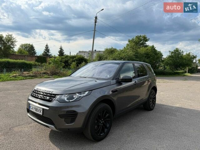 Серый Ленд Ровер Discovery Sport, объемом двигателя 2 л и пробегом 88 тыс. км за 18500 $, фото 1 на Automoto.ua