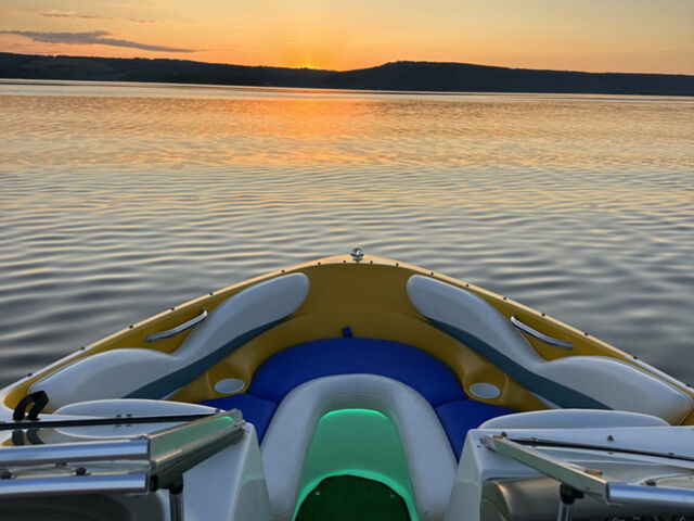 Ларсон 180, об'ємом двигуна 4.3 л та пробігом 200 тис. км за 14500 $, фото 1 на Automoto.ua