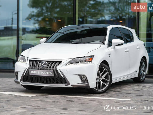 Білий Лексус СТ, об'ємом двигуна 1.8 л та пробігом 136 тис. км за 17600 $, фото 1 на Automoto.ua