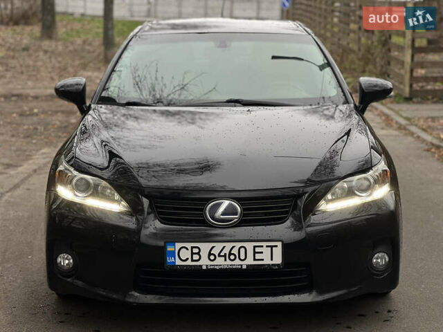 Черный Лексус СТ, объемом двигателя 1.8 л и пробегом 299 тыс. км за 9700 $, фото 1 на Automoto.ua