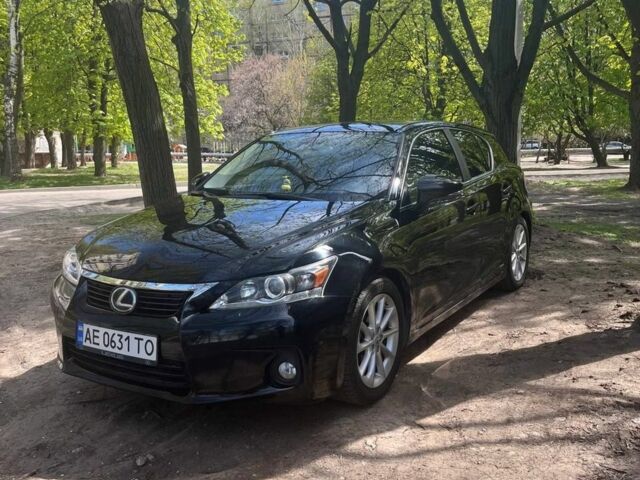 Черный Лексус СТ, объемом двигателя 1.8 л и пробегом 147 тыс. км за 12500 $, фото 1 на Automoto.ua