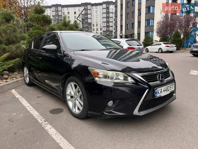 Черный Лексус СТ, объемом двигателя 1.8 л и пробегом 295 тыс. км за 12800 $, фото 1 на Automoto.ua