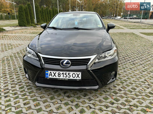 Чорний Лексус СТ, об'ємом двигуна 1.8 л та пробігом 80 тис. км за 13200 $, фото 1 на Automoto.ua