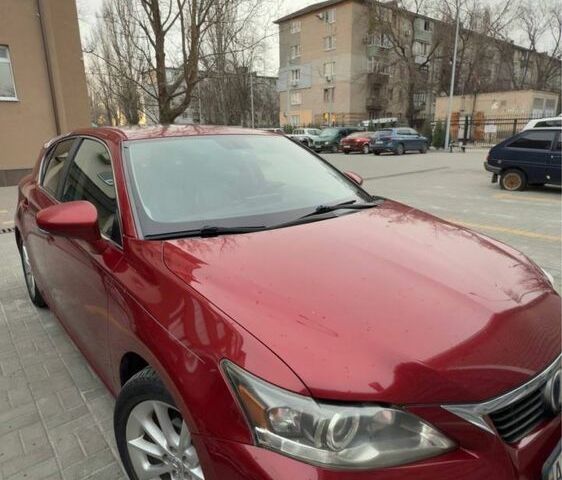 Красный Лексус СТ, объемом двигателя 0 л и пробегом 3 тыс. км за 9016 $, фото 1 на Automoto.ua