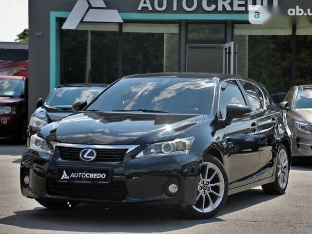 Лексус СТ, объемом двигателя 1.8 л и пробегом 268 тыс. км за 13500 $, фото 1 на Automoto.ua