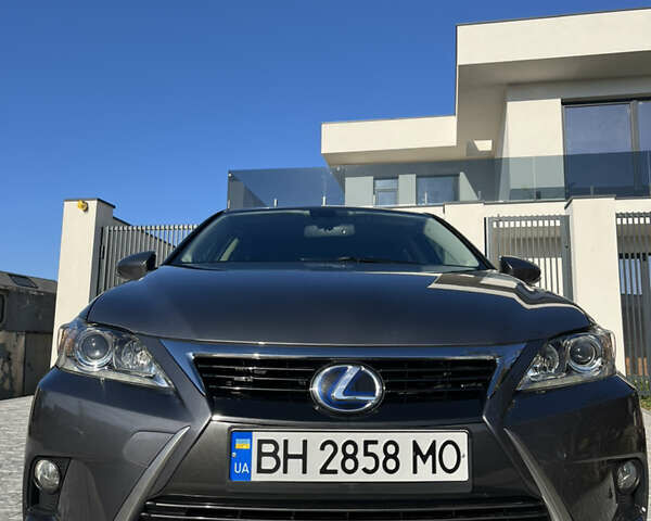 Лексус СТ, объемом двигателя 1.8 л и пробегом 64 тыс. км за 16500 $, фото 1 на Automoto.ua
