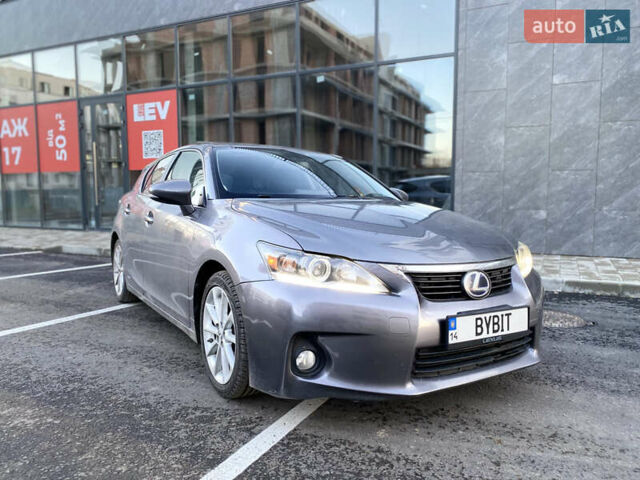 Сірий Лексус СТ, об'ємом двигуна 1.8 л та пробігом 285 тис. км за 11800 $, фото 1 на Automoto.ua