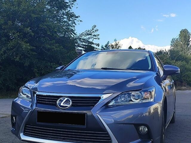 Сірий Лексус СТ, об'ємом двигуна 1.8 л та пробігом 74 тис. км за 15900 $, фото 1 на Automoto.ua