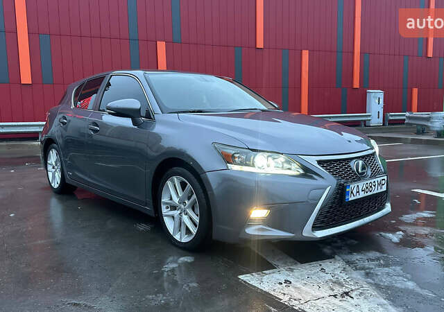 Сірий Лексус СТ, об'ємом двигуна 1.8 л та пробігом 109 тис. км за 14500 $, фото 1 на Automoto.ua