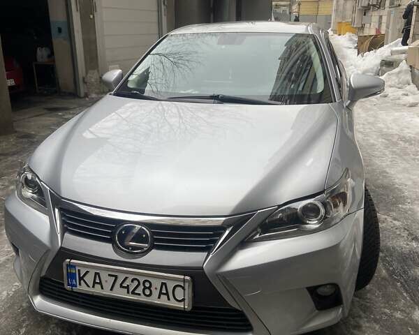 Серый Лексус СТ, объемом двигателя 1.8 л и пробегом 148 тыс. км за 16300 $, фото 1 на Automoto.ua