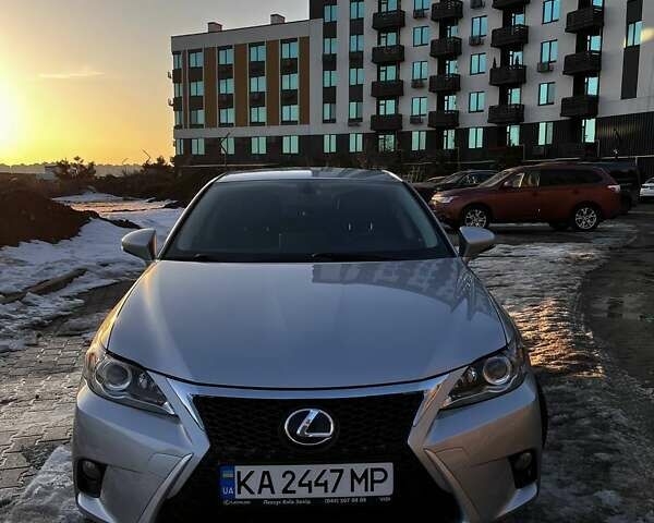 Серый Лексус СТ, объемом двигателя 1.8 л и пробегом 81 тыс. км за 17500 $, фото 1 на Automoto.ua