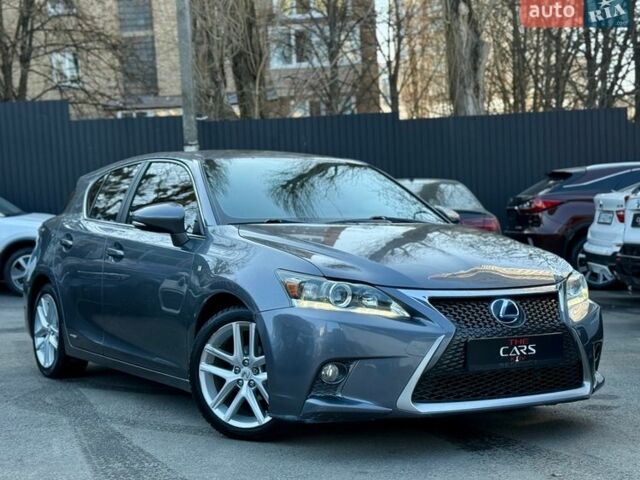 Серый Лексус СТ, объемом двигателя 1.8 л и пробегом 99 тыс. км за 16500 $, фото 1 на Automoto.ua