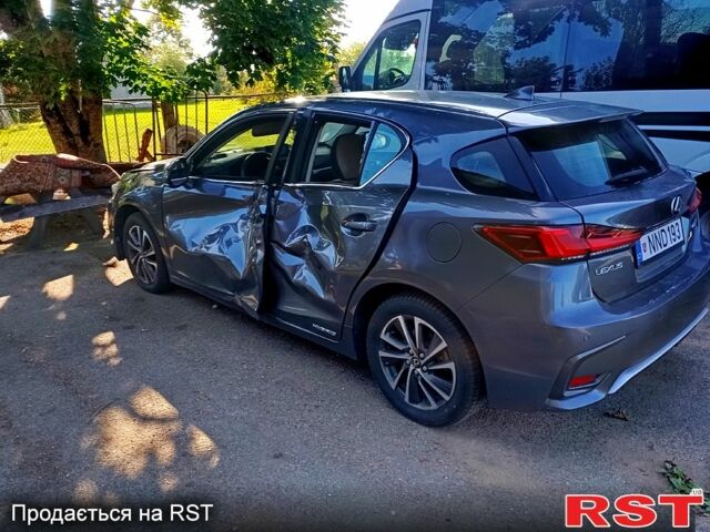 Лексус СТ 2019 у Литва на Automoto.ua Сірий Лексус СТ, об'ємом двигуна 1.8 л та пробігом 80 тис. км за 8240 $, фото 1 на Automoto.ua