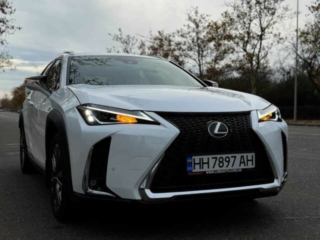 Белый Лексус Другая, объемом двигателя 2 л и пробегом 56 тыс. км за 32000 $, фото 1 на Automoto.ua