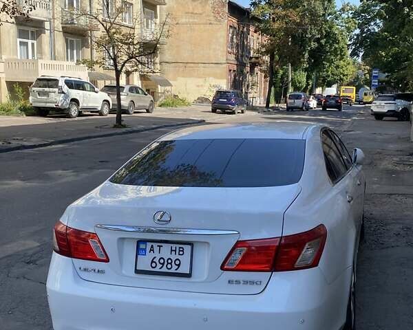 Белый Лексус ЕС, объемом двигателя 3.46 л и пробегом 281 тыс. км за 7200 $, фото 1 на Automoto.ua