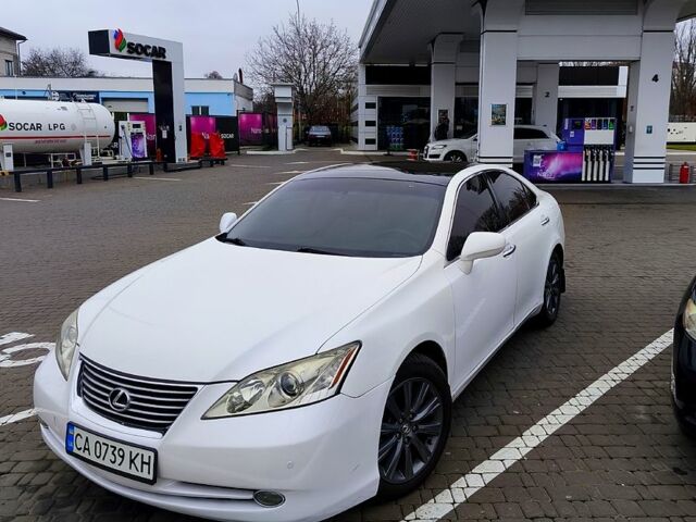 Белый Лексус ЕС, объемом двигателя 3.5 л и пробегом 139 тыс. км за 8700 $, фото 1 на Automoto.ua