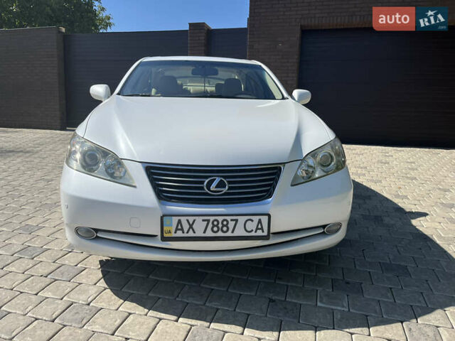 Білий Лексус ЕС, об'ємом двигуна 0 л та пробігом 220 тис. км за 9600 $, фото 1 на Automoto.ua