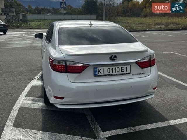 Белый Лексус ЕС, объемом двигателя 2.5 л и пробегом 158 тыс. км за 17500 $, фото 1 на Automoto.ua