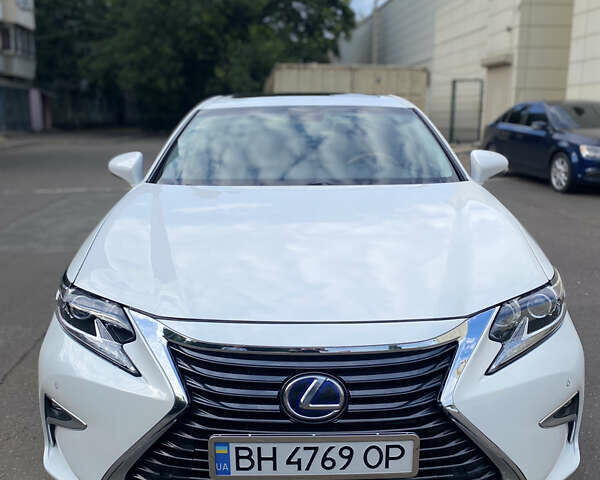 Білий Лексус ЕС, об'ємом двигуна 2.49 л та пробігом 280 тис. км за 18500 $, фото 1 на Automoto.ua