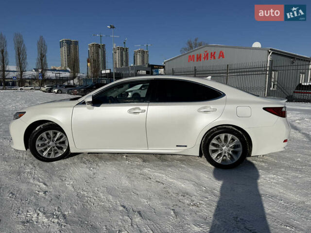 Білий Лексус ЕС, об'ємом двигуна 2.5 л та пробігом 192 тис. км за 18600 $, фото 1 на Automoto.ua