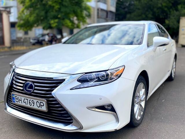 Білий Лексус ЕС, об'ємом двигуна 2.5 л та пробігом 280 тис. км за 18500 $, фото 1 на Automoto.ua