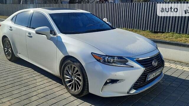 Білий Лексус ЕС, об'ємом двигуна 2.5 л та пробігом 235 тис. км за 17000 $, фото 1 на Automoto.ua