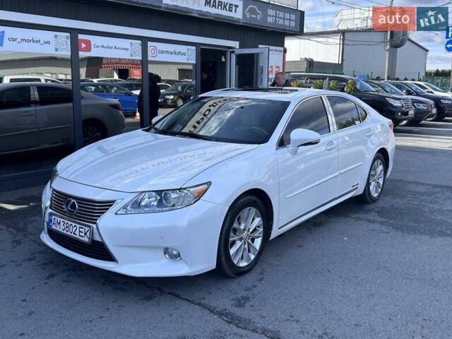 Білий Лексус ЕС, об'ємом двигуна 2.49 л та пробігом 183 тис. км за 14999 $, фото 1 на Automoto.ua