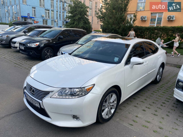 Білий Лексус ЕС, об'ємом двигуна 3.5 л та пробігом 130 тис. км за 23500 $, фото 1 на Automoto.ua