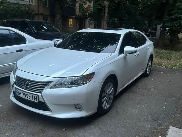 Білий Лексус ЕС, об'ємом двигуна 2.49 л та пробігом 175 тис. км за 19500 $, фото 1 на Automoto.ua